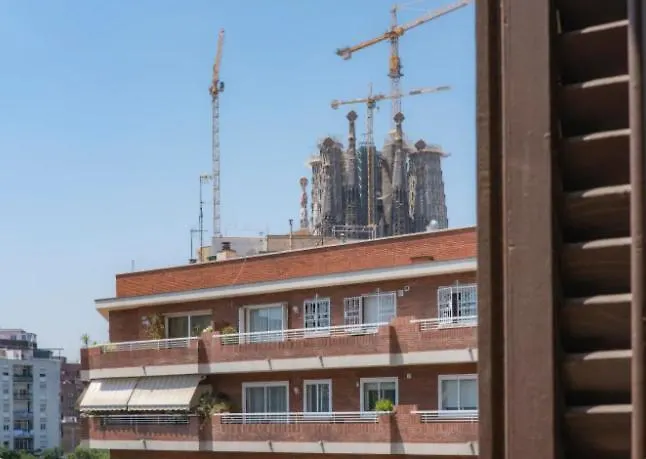 Flateli Sagrada Familia Apartment Barcelona